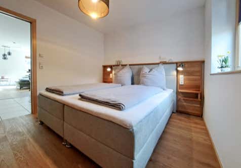 Abends noch ein Buch im Bett? Ferienwohnung Alpenglück³ im schönen Oy-Mittelberg